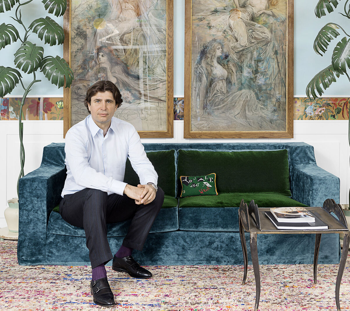 Sisleÿa l’Intégral Anti-Age addresses all visible signs of aging for younger and firmer-looking skin.